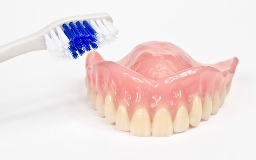 What Are the Main Types of Dentures?
